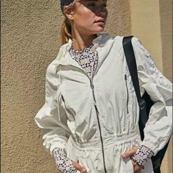Free People Movement Peace Out One Piece Romper Windbreaker Pockets White - Picture 1 of 4